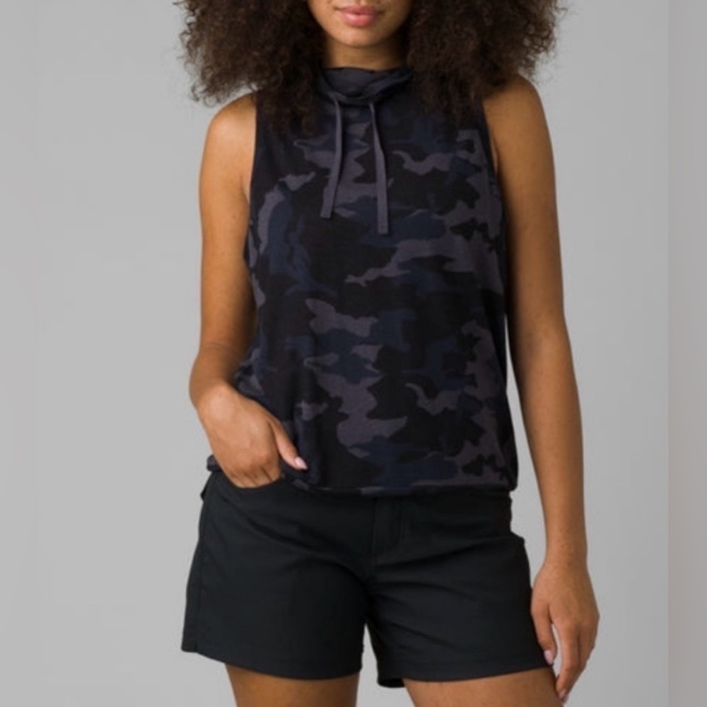 Prana Cozy Up Barmsee Camo Hemp Blend Activewear Workout Sleeveless Hoodie Top